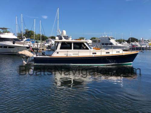 Grand Banks 43 Eastbay SX fiche technique et avis
